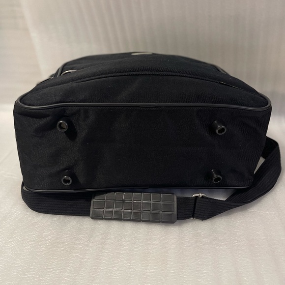 Black American Airlines Elegance Collection Travel Tote Bag - Picture 10 of 16